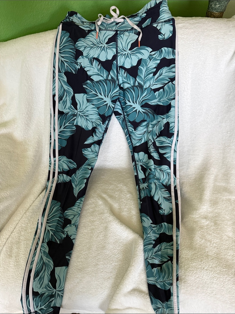 The Upside Blue and Teal Leaf Print Leggings